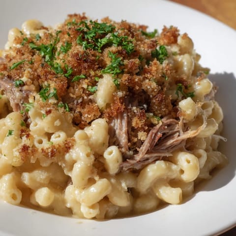 Barbecue Pulled Pork Mac Cheese