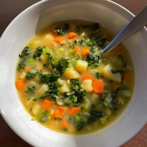 Vegetarian Potato Kale Soup